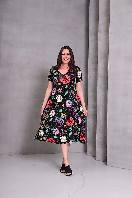 V Yaka Cepli Uzun Elbise