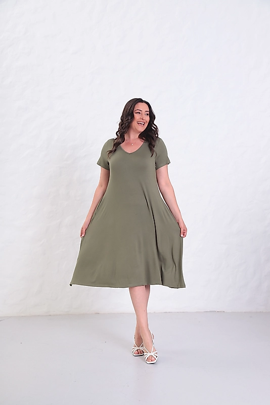 V Yaka Cepli Uzun Elbise