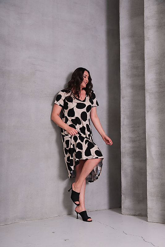 V Yaka Cepli Uzun Elbise